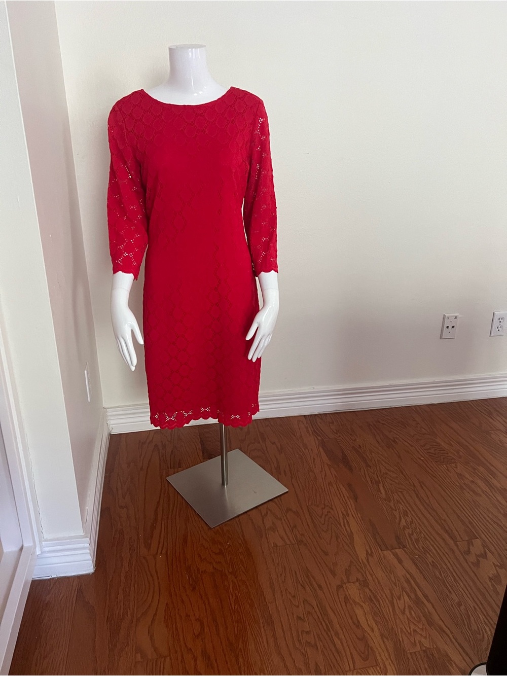 Ronni Nicole Red Lace Long-Sleeve Sheath Dress